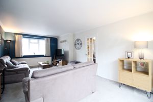 Lounge- click for photo gallery